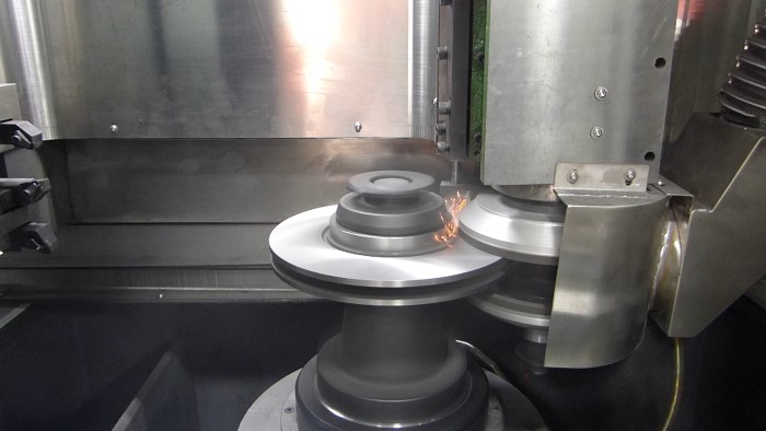 剎車盤車磨一體機(jī)磨削剎車盤