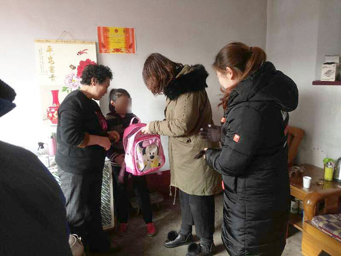 亨嘉公司贈送給小妤心的學(xué)習(xí)用具